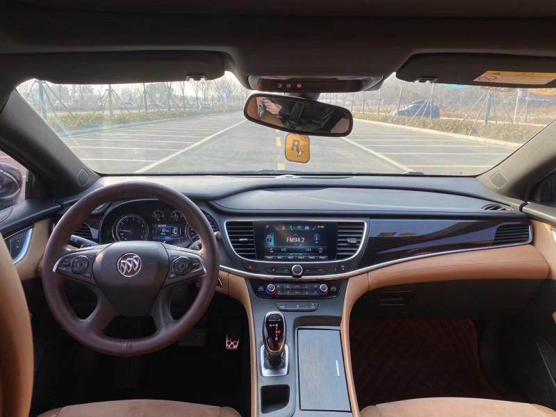 徐州17年别克君越5