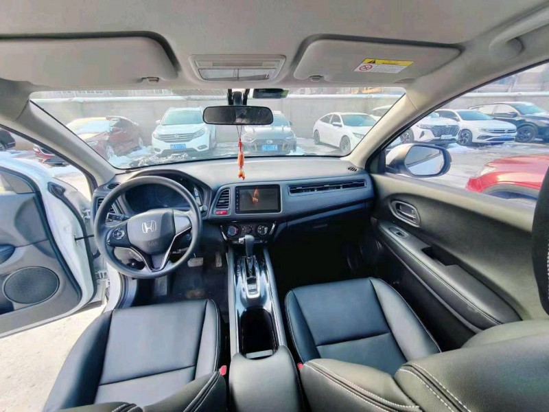 洛阳17年本田缤智8