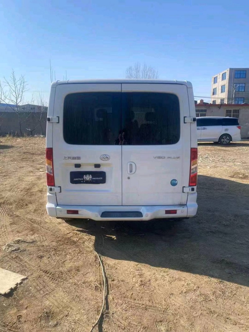 东营22年大通V804