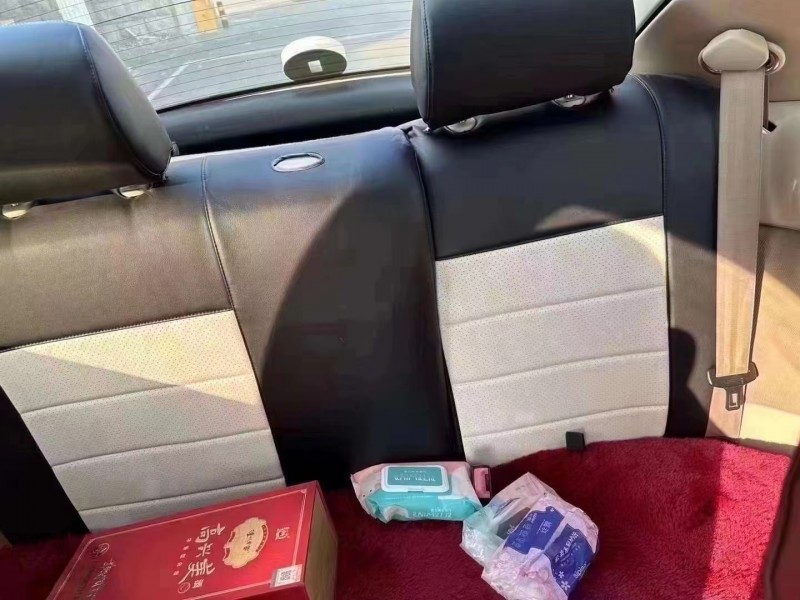 济宁09年大众甲壳虫5