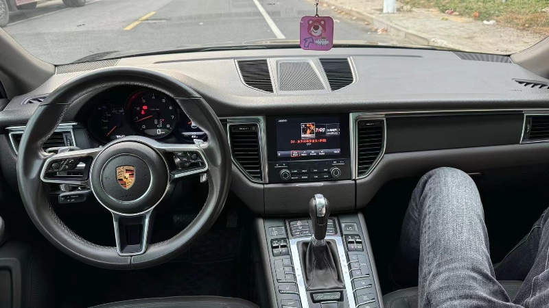 廊坊16年保时捷Macan3