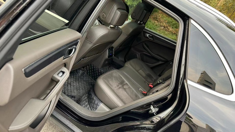 廊坊16年保时捷Macan6