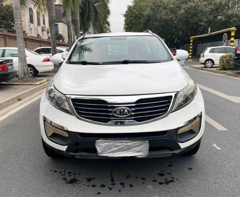 佛山14年起亚智跑1