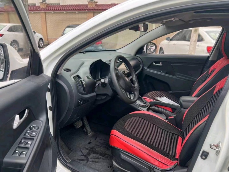 佛山14年起亚智跑7