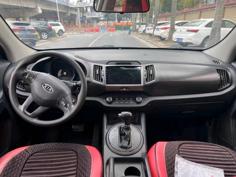 佛山14年起亚智跑8