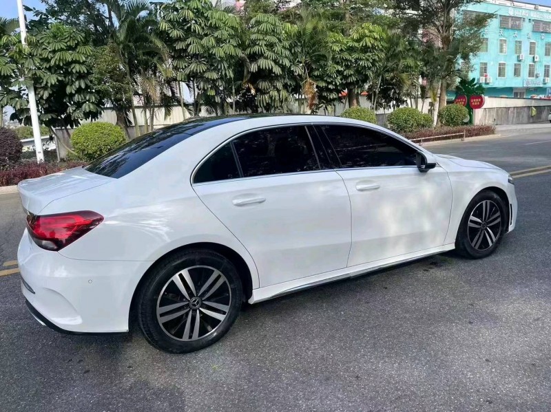 珠海19年奔驰A4
