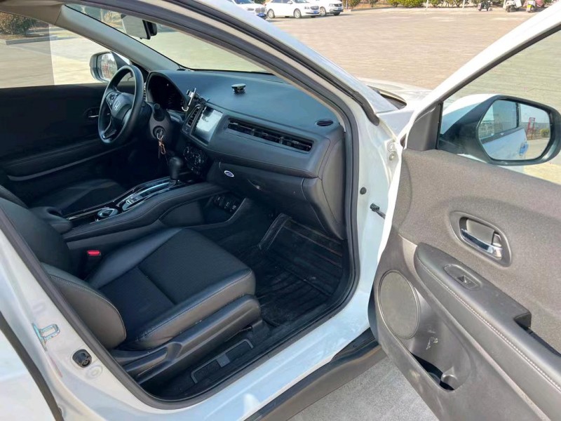 盐城21年本田缤智5