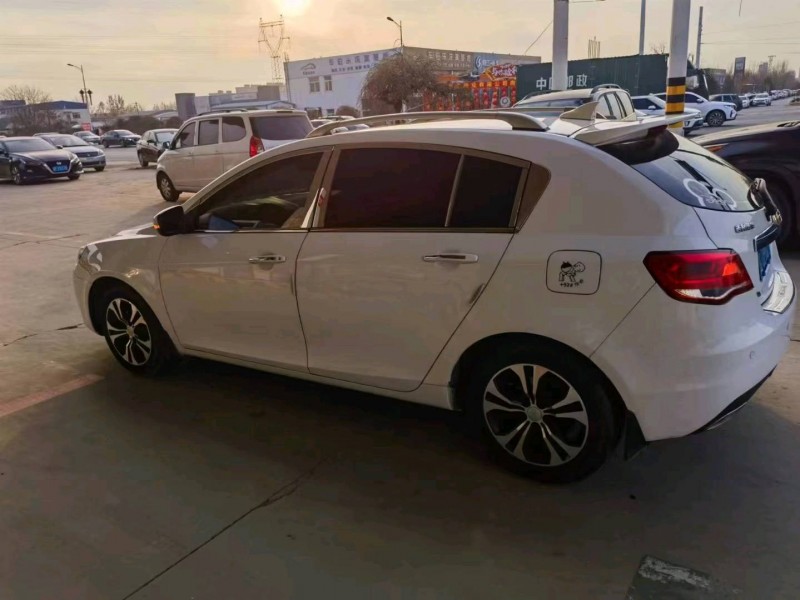 保定15年吉利帝豪5