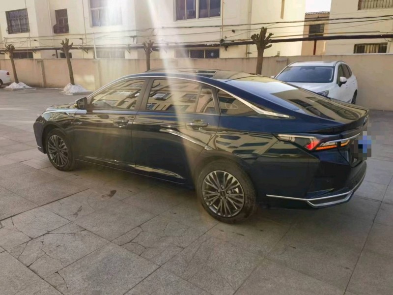 保定23年东风奕炫5