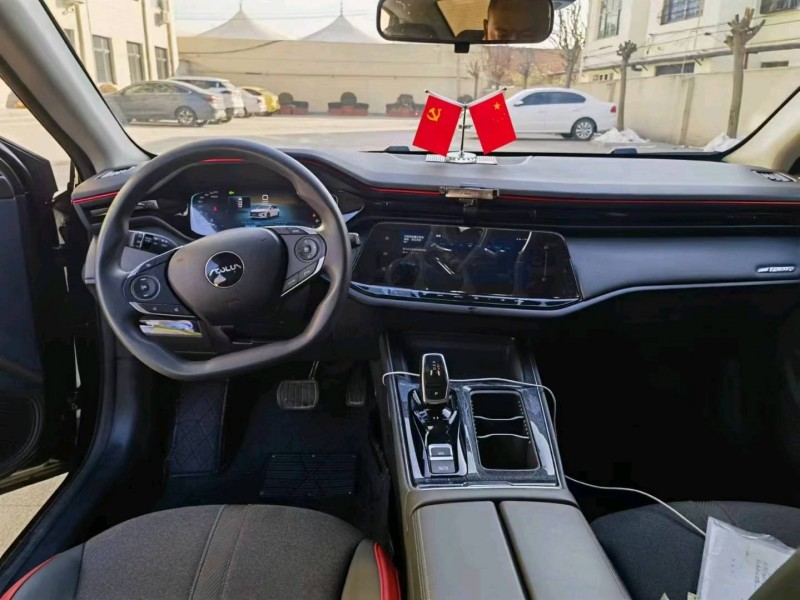 保定23年东风奕炫7