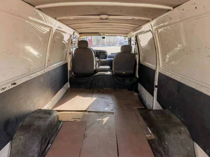 保定18年华晨大海狮6