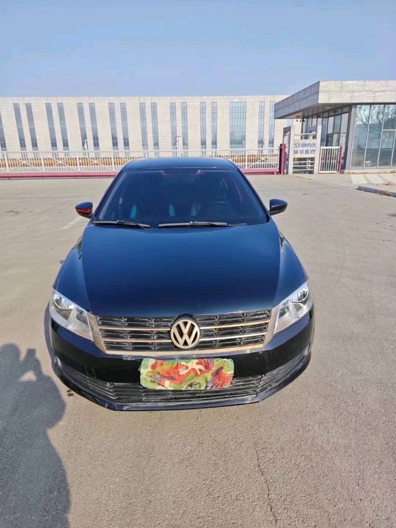 济南17年大众朗逸1