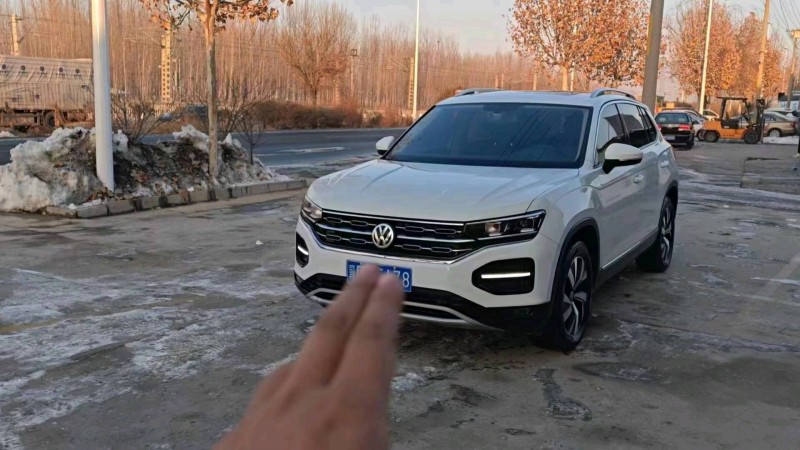 保定19年大众途岳3