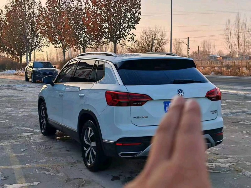 保定19年大众途岳4