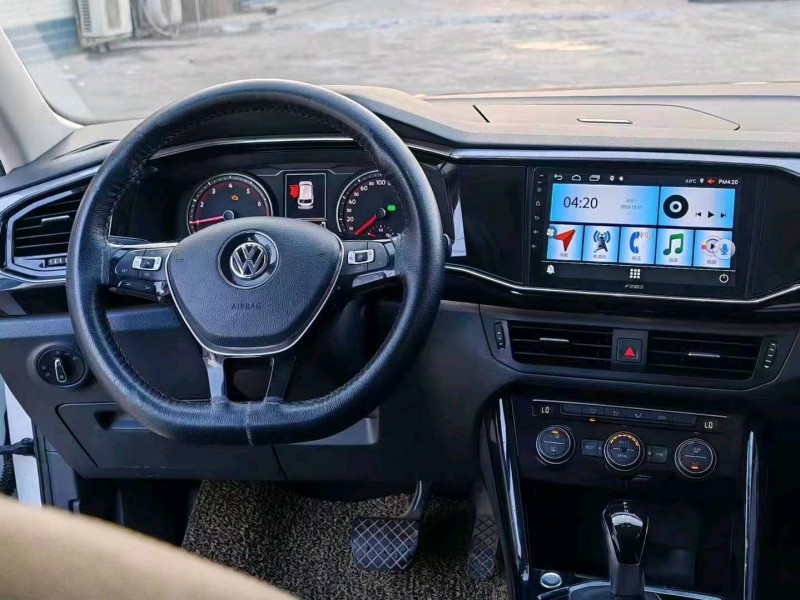 保定19年大众途岳8