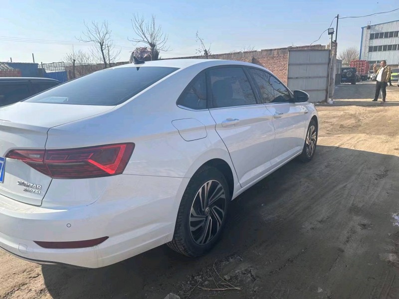 保定22年大众速腾7