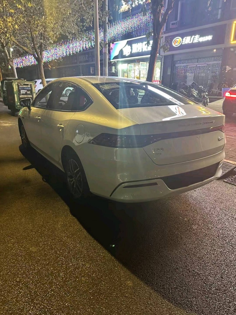 石家庄24年比亚迪秦5