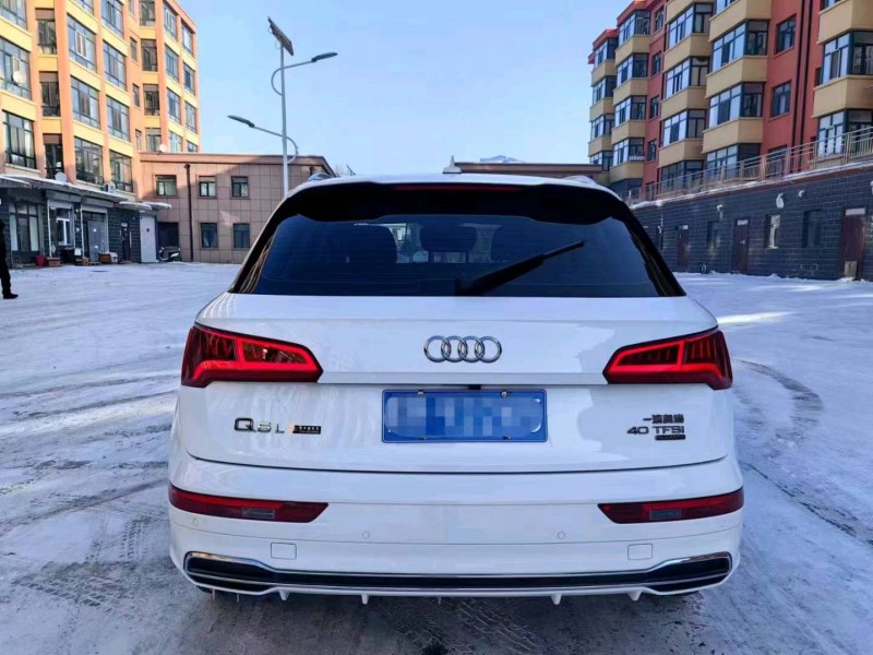 东营20年奥迪Q54