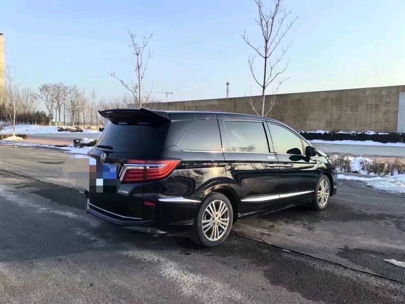 保定19年本田艾力绅7