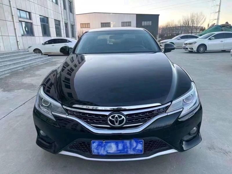 济南17年丰田锐志1