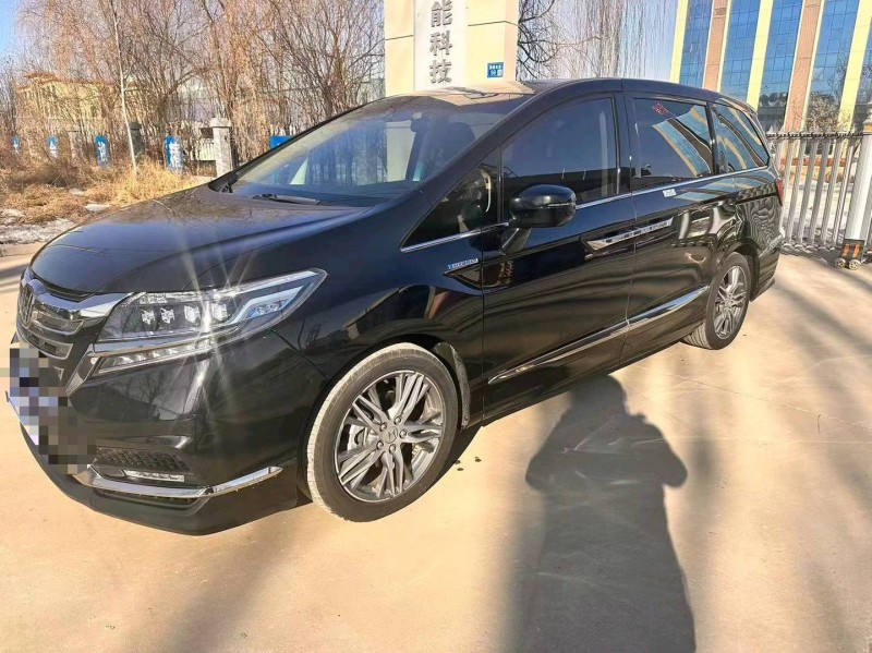 保定21年本田艾力绅2