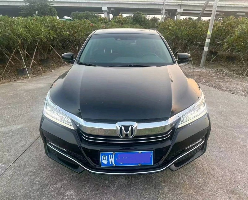 中山16年本田雅阁1