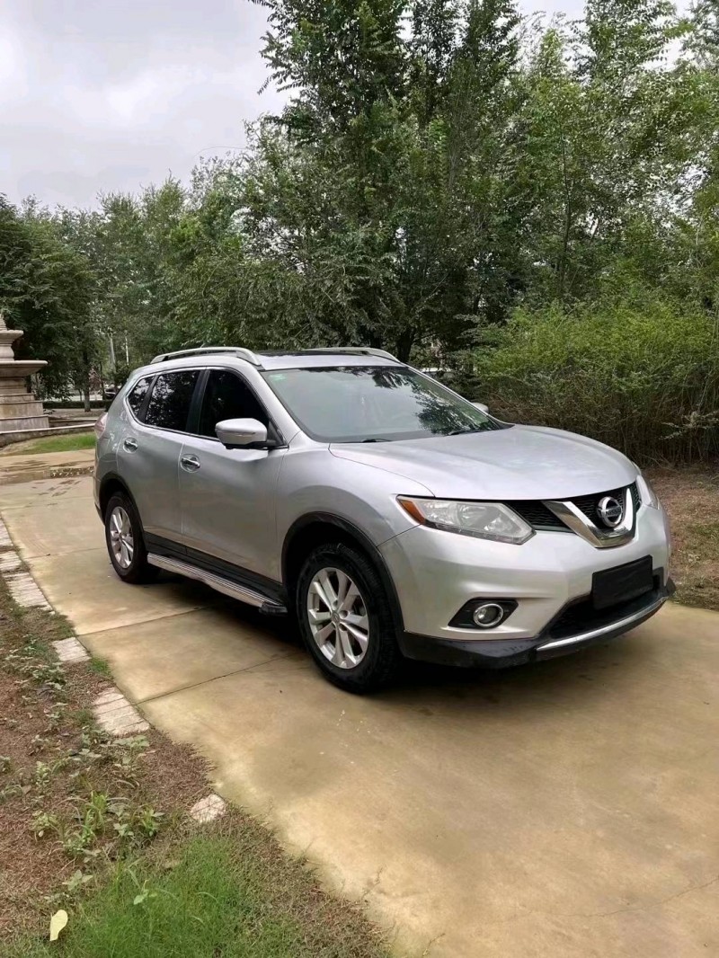 枣庄14年日产奇骏3
