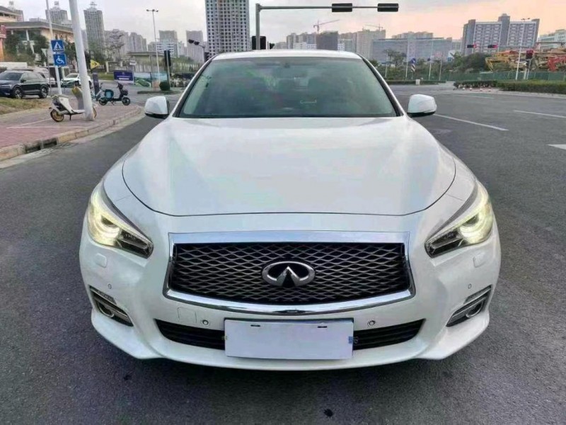 泉州15年英菲尼迪Q50L1