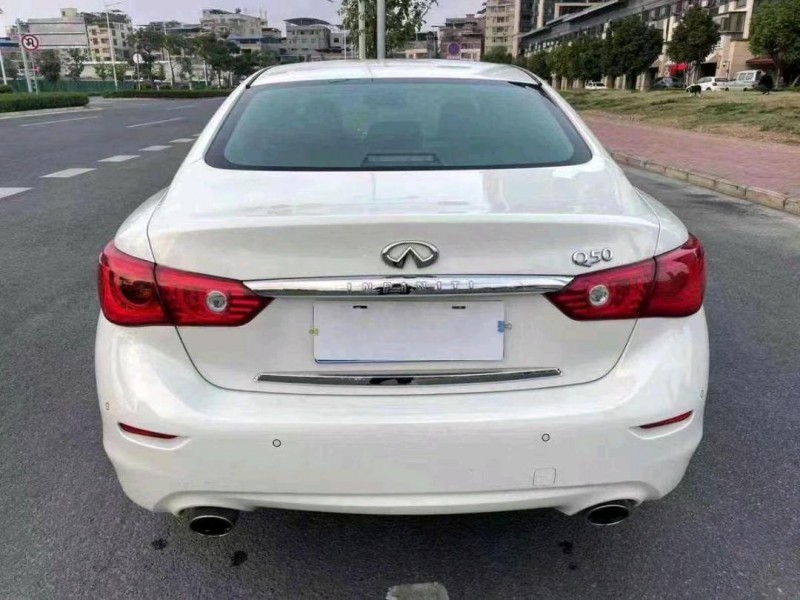 泉州15年英菲尼迪Q50L4