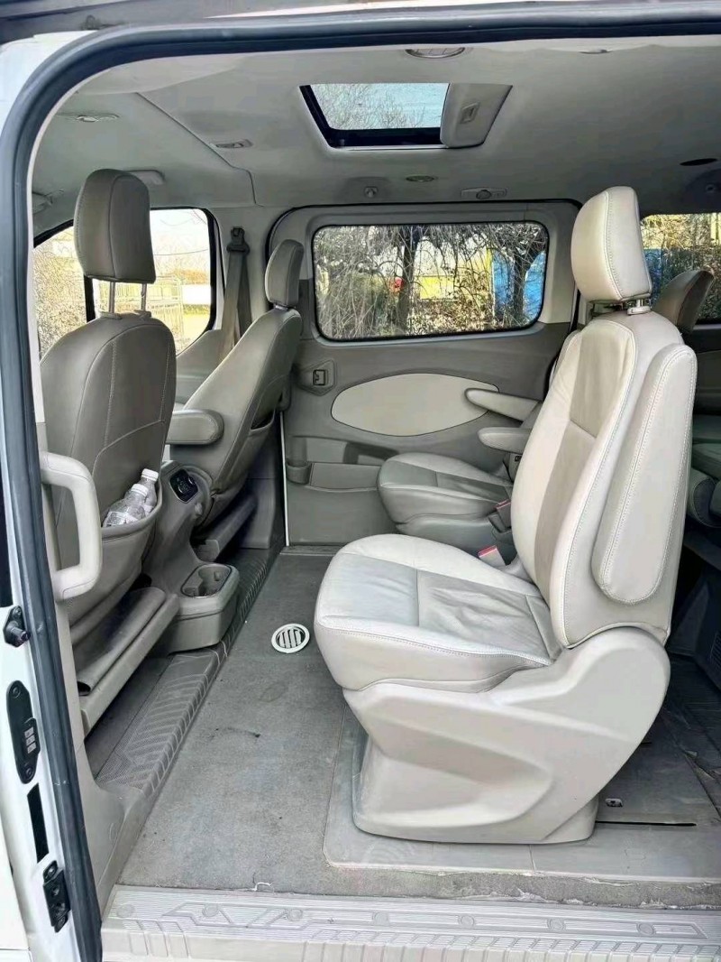 东营16年福特途睿欧6