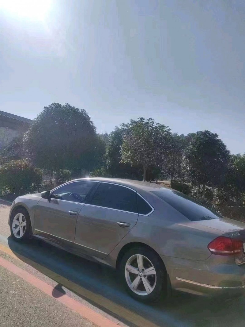 青岛14年大众帕萨特3