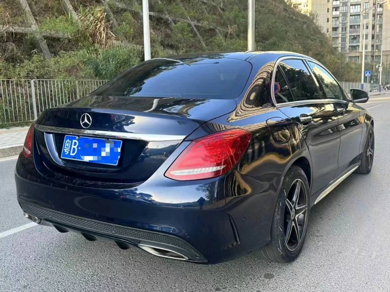 广州18年奔驰C8
