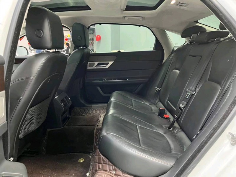 成都17年捷豹XFL7