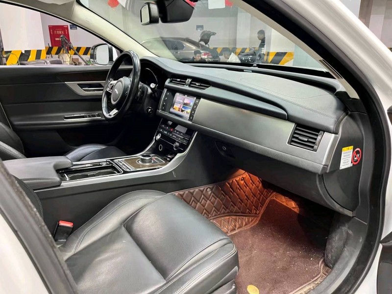 成都17年捷豹XFL8