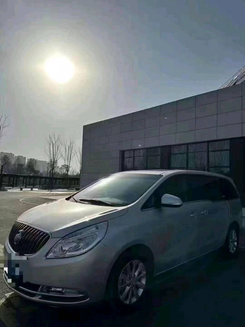 枣庄16年别克GL82