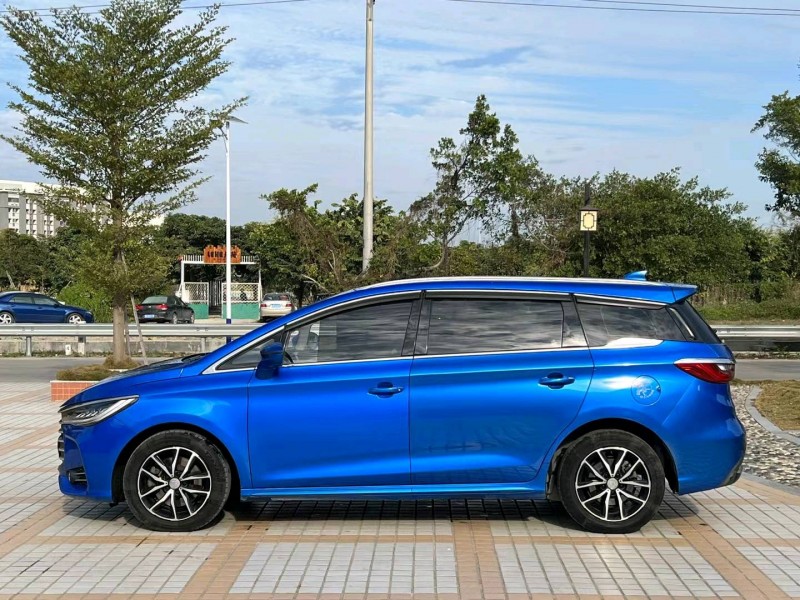 汕头18年比亚迪宋MAX3