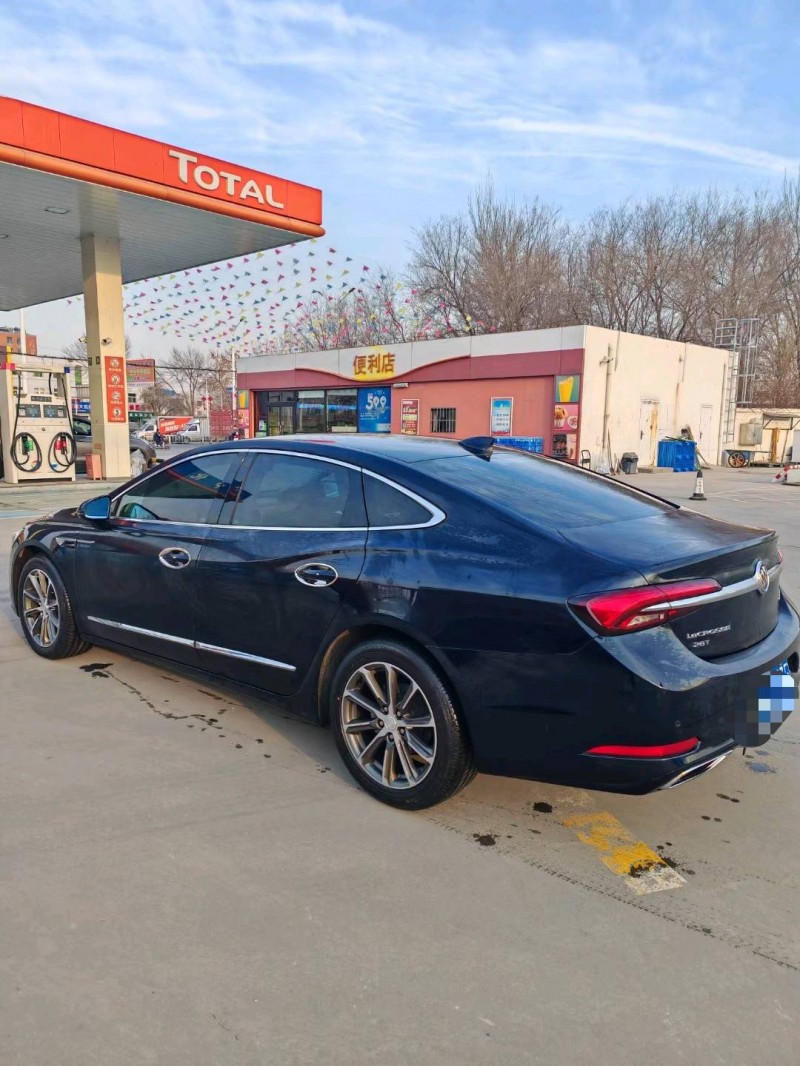 保定20年别克君越8