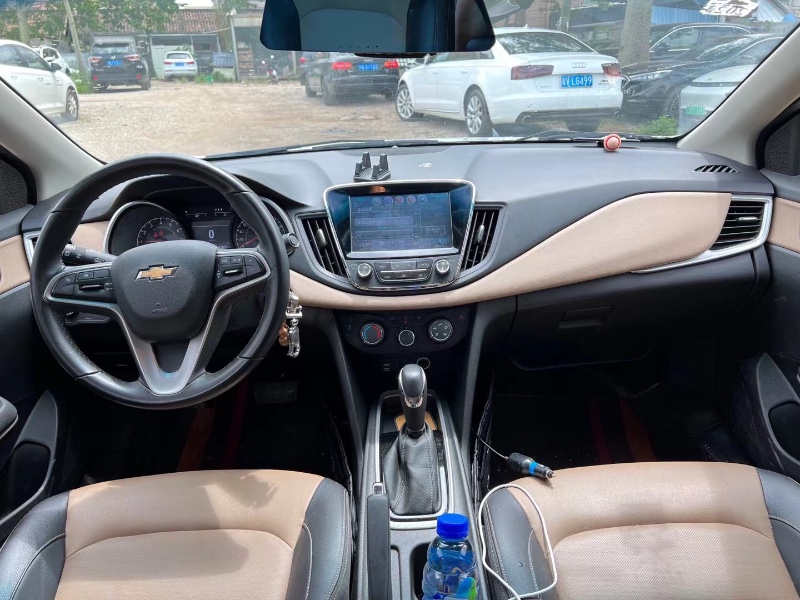 广州21年雪佛兰科鲁泽2