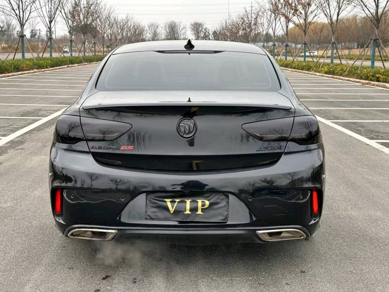 徐州18年别克君威9