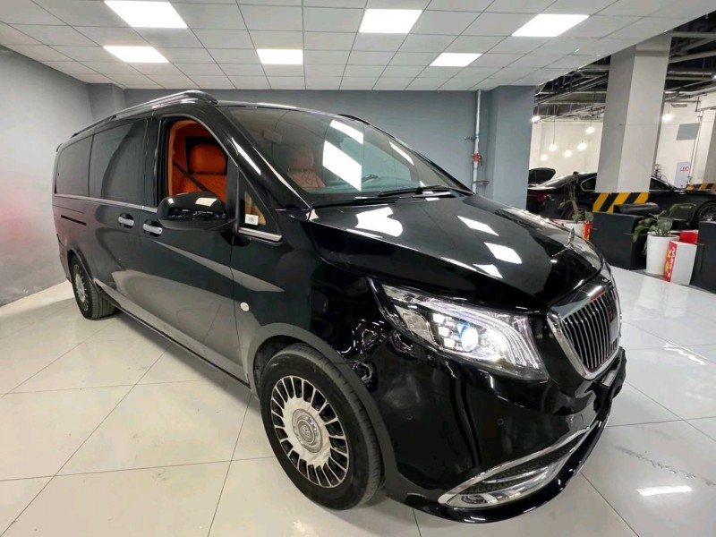 成都20年奔驰威霆6