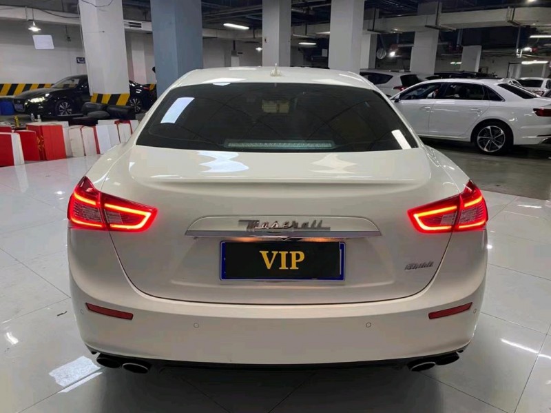 成都16年玛莎拉蒂Ghibli5