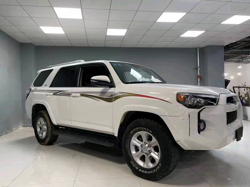 成都19年丰田超霸3