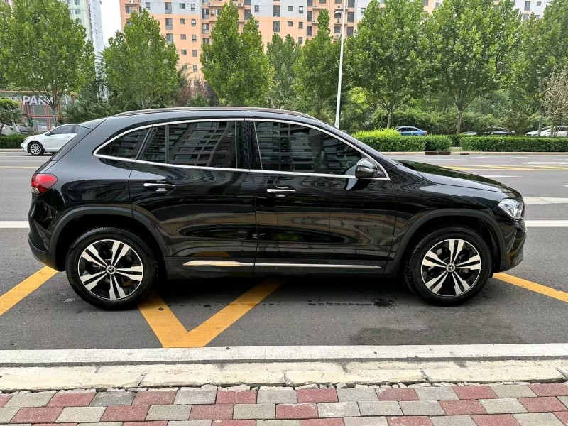 石家庄22年奔驰GLA2