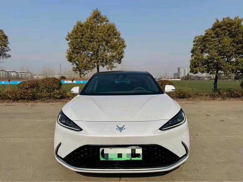 盐城23年极狐汽车阿尔法1