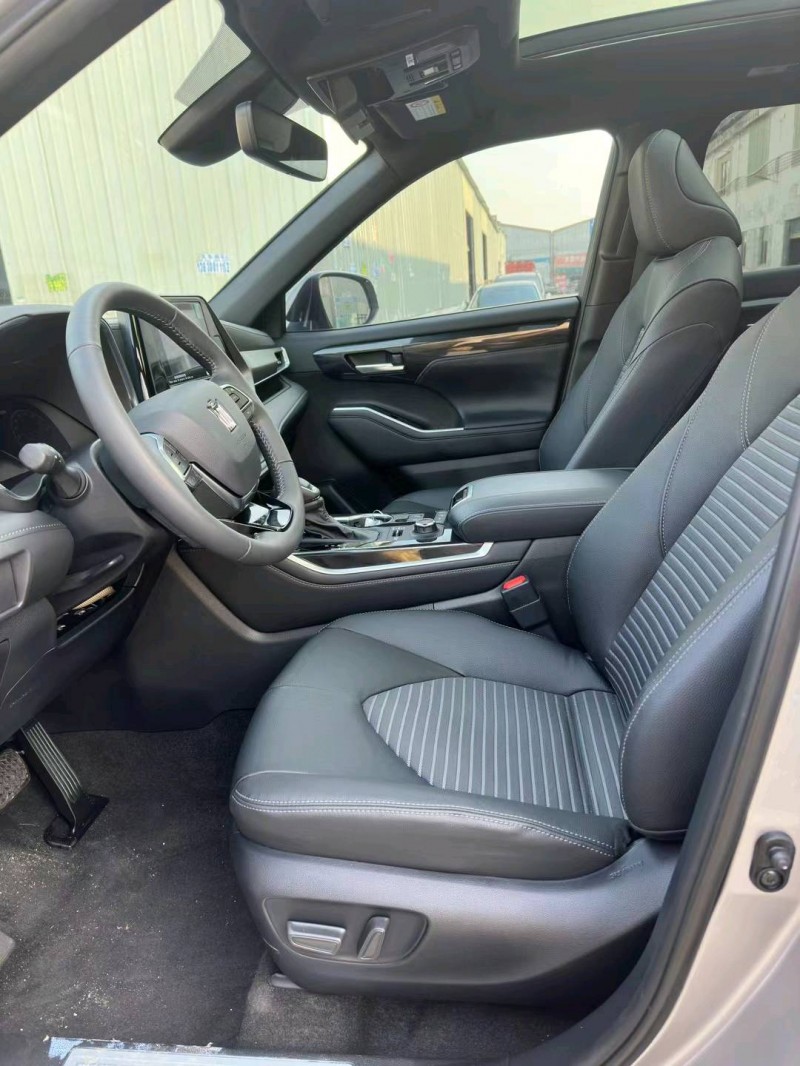 佛山23年丰田皇冠6