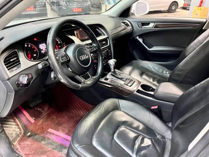 成都14年奥迪A4L4