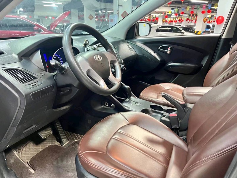 成都13年现代ix354