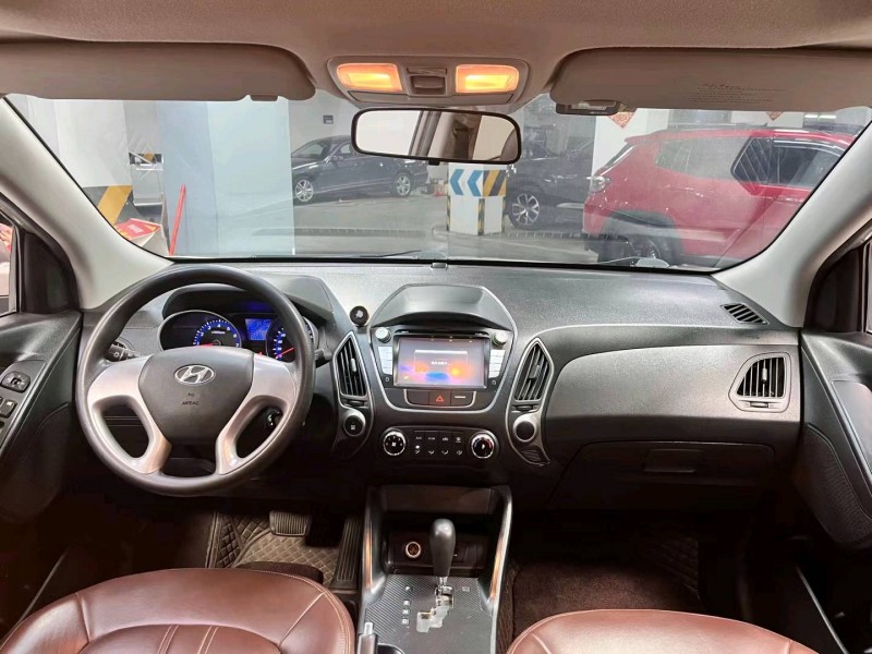 成都13年现代ix359