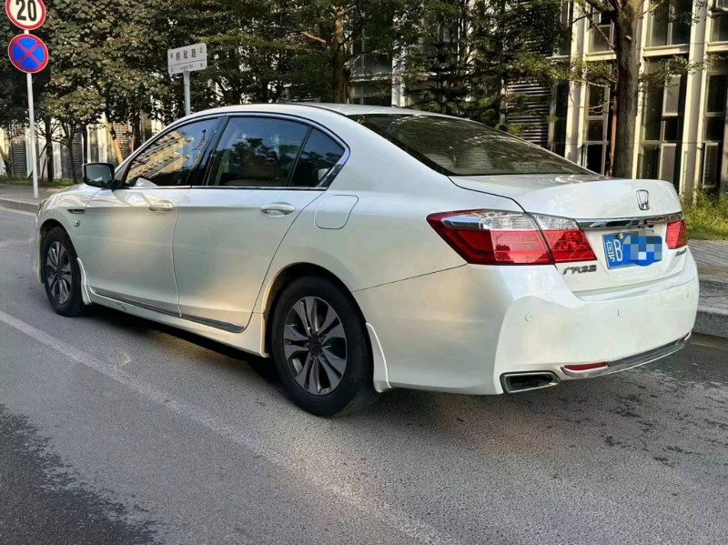 广州15年本田雅阁3