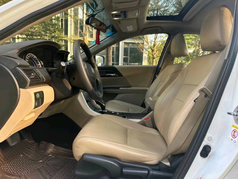 广州15年本田雅阁6